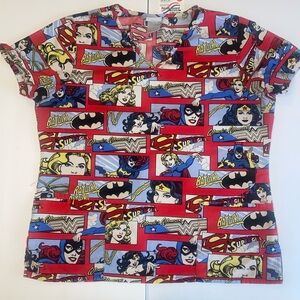 scrub top wonder women size medium